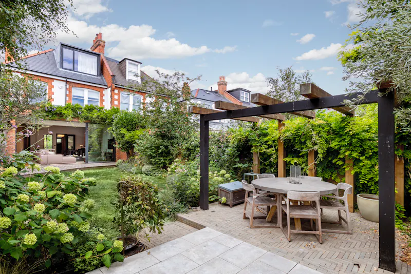 Terrace/Patio at Elegant Ealing Edwardian Home, E557 (photo 28)