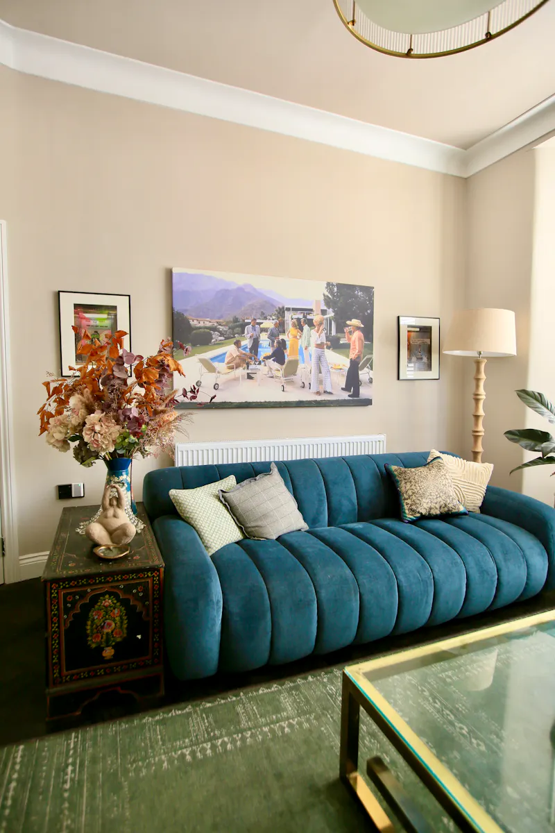 Contemporary White City Terrace, B2162 (photo 6)