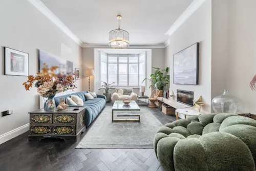 Contemporary White City Terrace, B2162