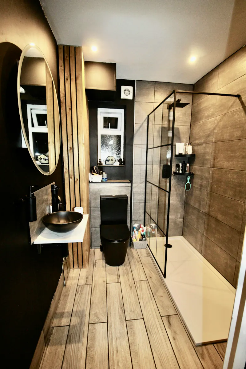 Bathroom at St Albans Suburban Home, D2905 (photo 11)
