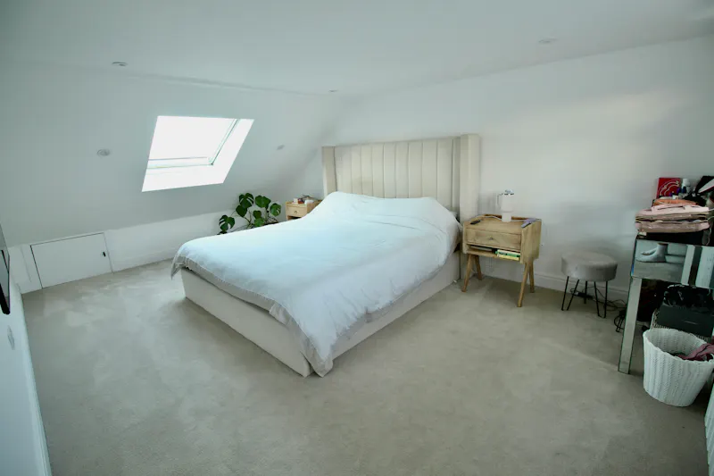 Bedroom at St Albans Suburban Home, D2905 (photo 10)