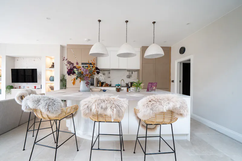 Contemporary White City Terrace, B2162 (photo 11)