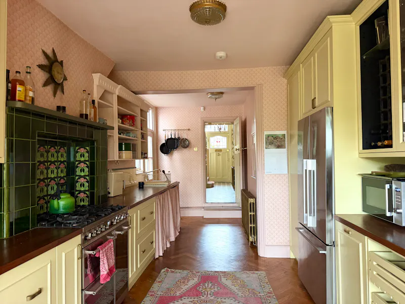 Colourful Palmers Green home, E525 (photo 31)