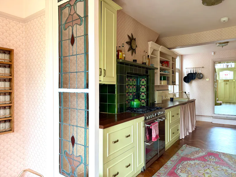 Colourful Palmers Green home, E525 (photo 27)