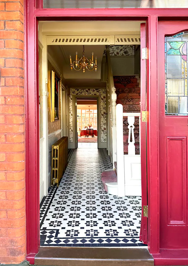 Colourful Palmers Green home, E525 (photo 51)