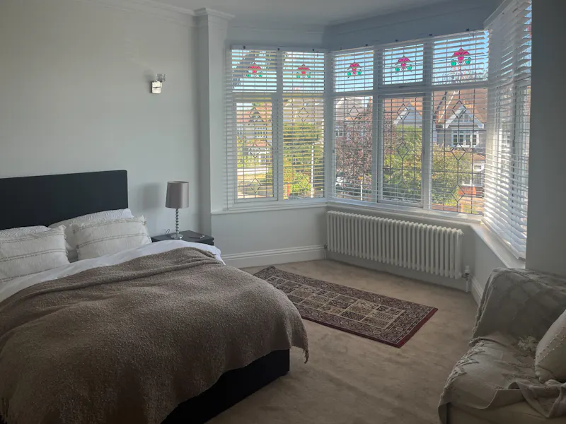 Bedroom at Upminster Family Pool House, D2907 (photo 15)