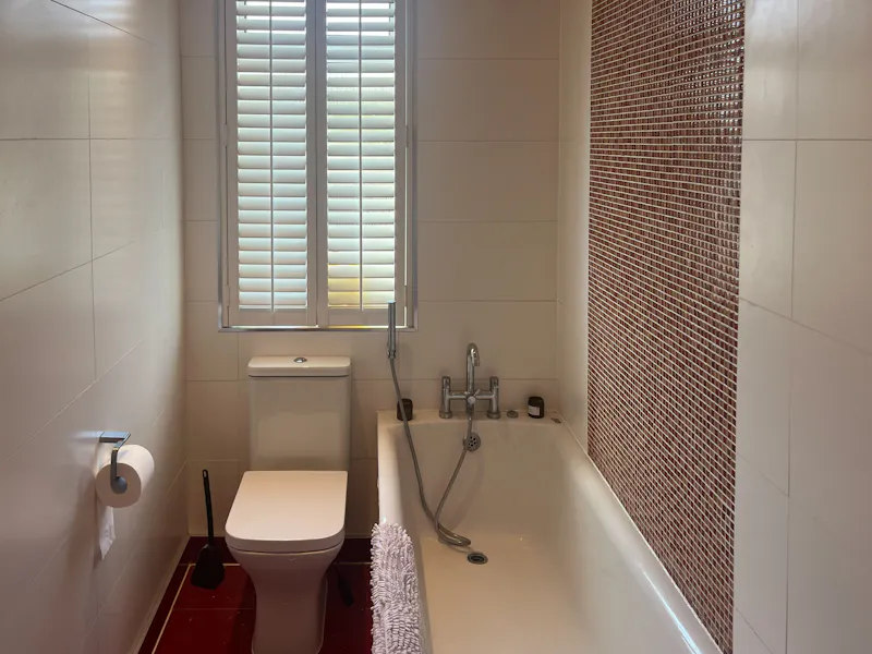 Upminster Family Pool House, D2907 (photo 22)