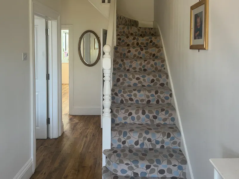 Staircase at Upminster Family Pool House, D2907 (photo 13)