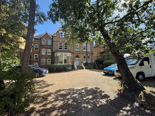 Period Victorian Norwood Flat, B2164