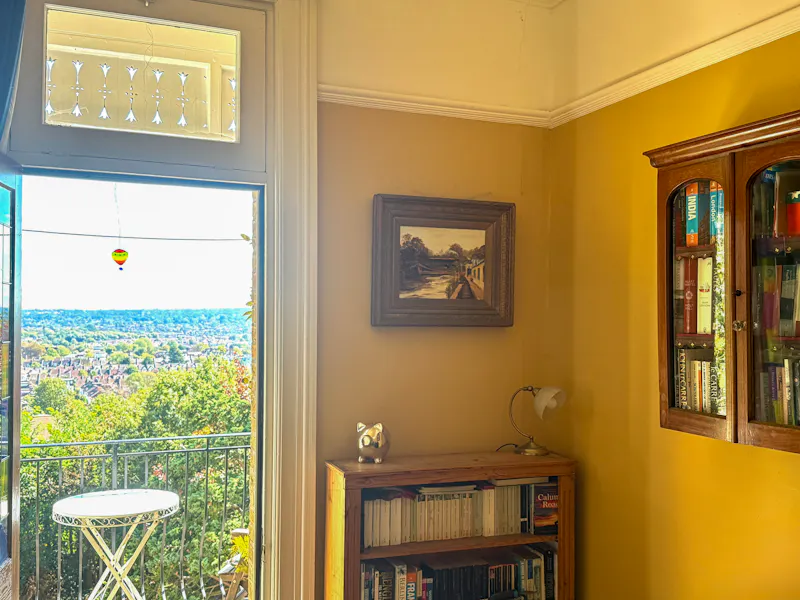 Period Victorian Norwood Flat, B2164 (photo 14)