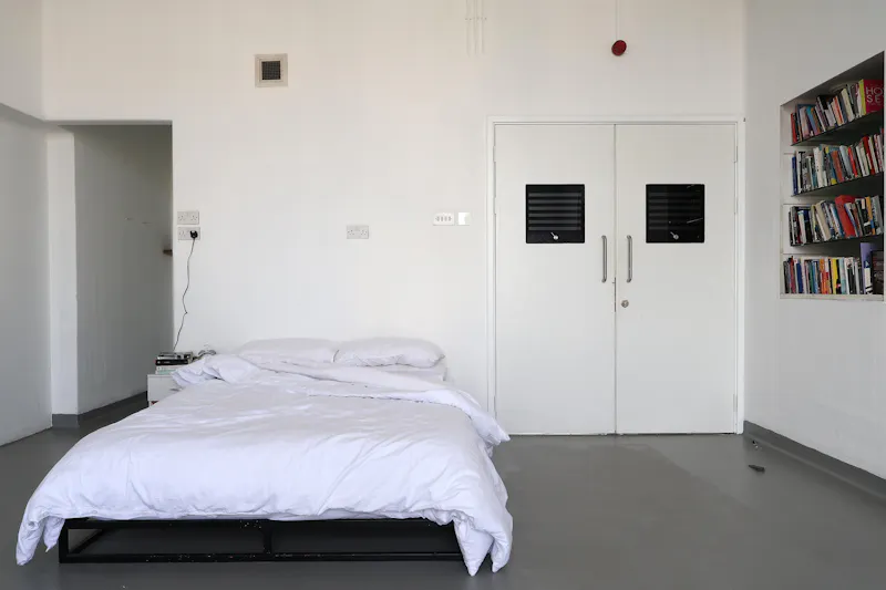 Kings Cross Hospital Studio , Q164 (photo 49)