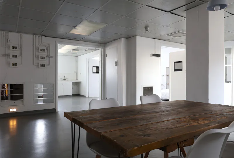 Kings Cross Hospital Studio , Q164 (photo 30)
