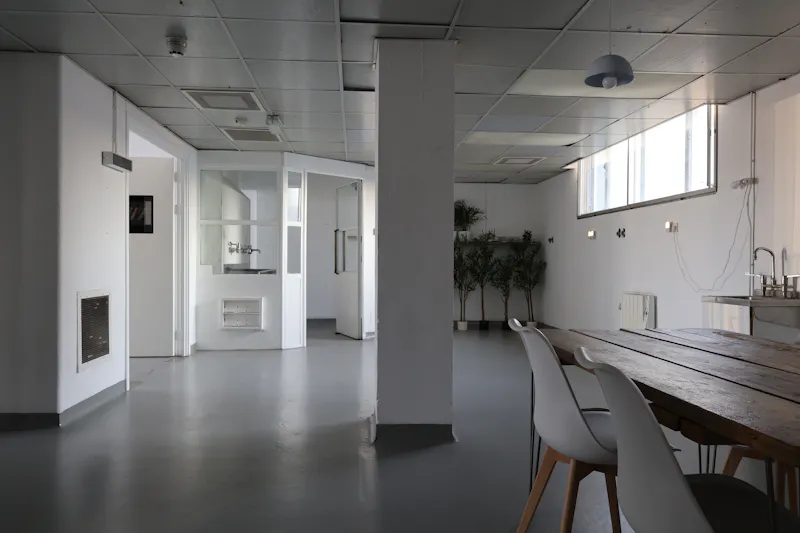 Kings Cross Hospital Studio , Q164 (photo 11)