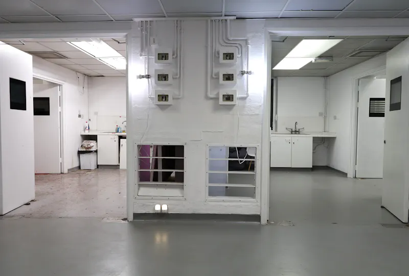 Kitchen at Kings Cross Hospital Studio , Q164 (photo 33)