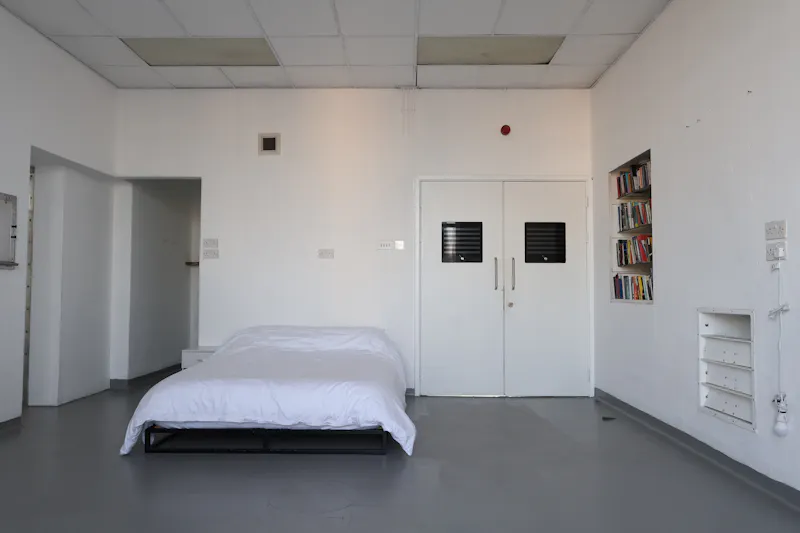 Kings Cross Hospital Studio , Q164 (photo 53)