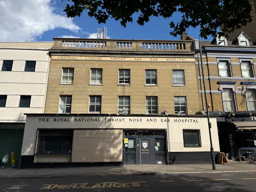 Kings Cross Hospital Studio , Q164