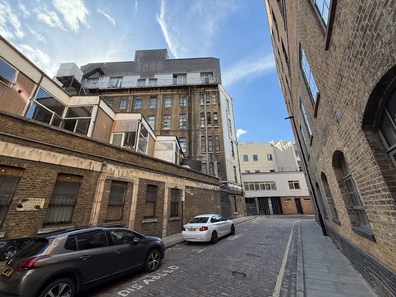 Kings Cross Hospital Studio , Q164 (photo 102)