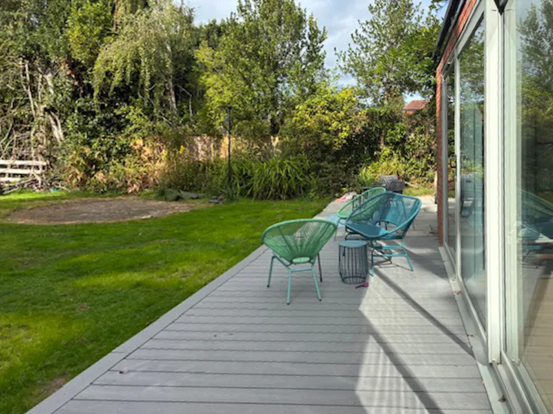 Summer house at Large Lymington Detached Home, D2626 (photo 37)