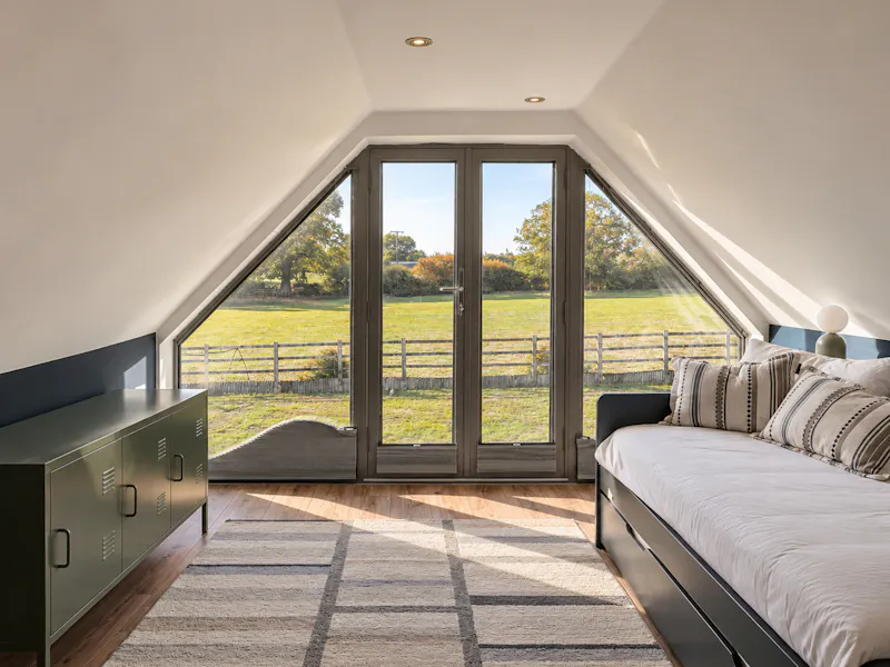 Bedroom at St. Leonards Hill Country House, D2908 (photo 21)
