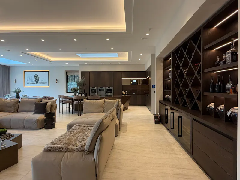 Contemporary Radlett House, D2909 (photo 3)