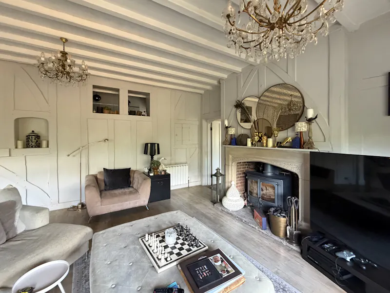 Riverside Tudor-Style Mansion, B2166 (photo 6)