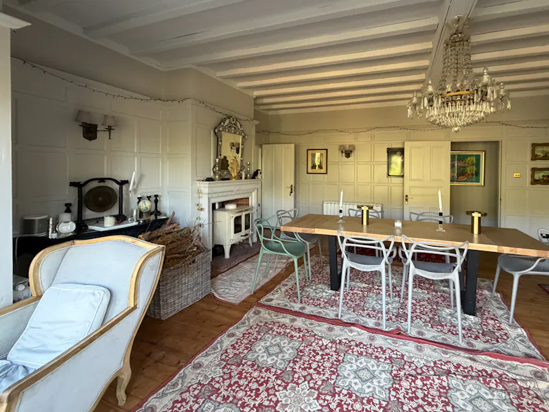 Riverside Tudor-Style Mansion, B2166 (photo 10)
