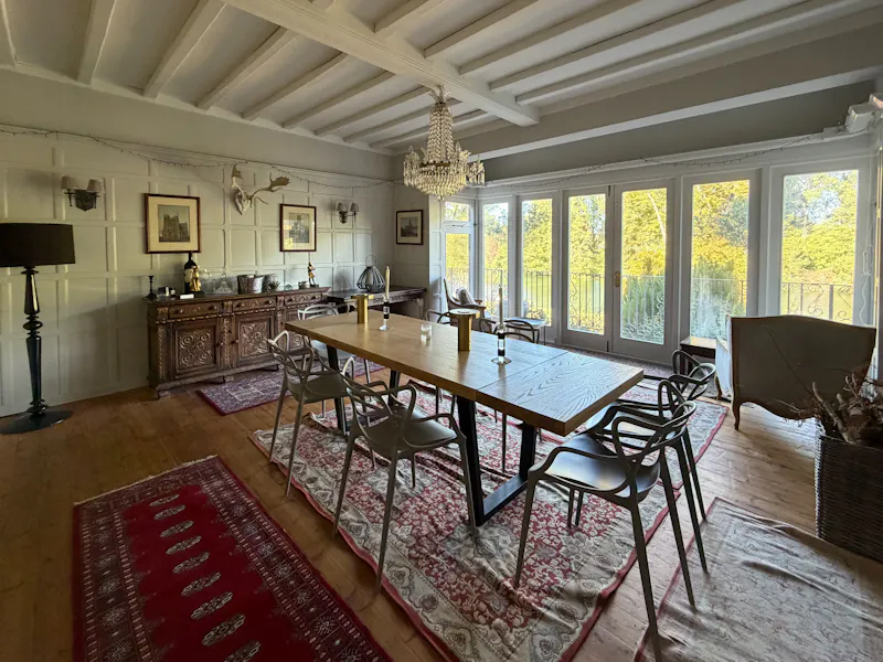 Riverside Tudor-Style Mansion, B2166 (photo 8)