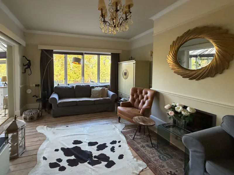 Riverside Tudor-Style Mansion, B2166 (photo 14)