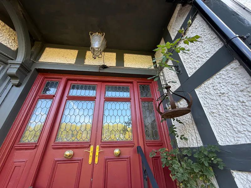 Riverside Tudor-Style Mansion, B2166 (photo 56)