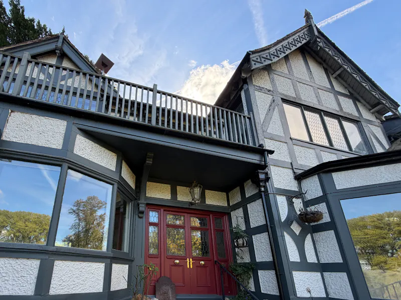 Riverside Tudor-Style Mansion, B2166 (photo 58)