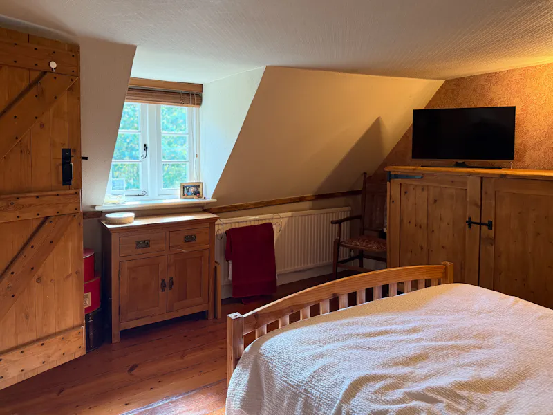 Vaccant Chislehurst Cottage, C966 (photo 42)