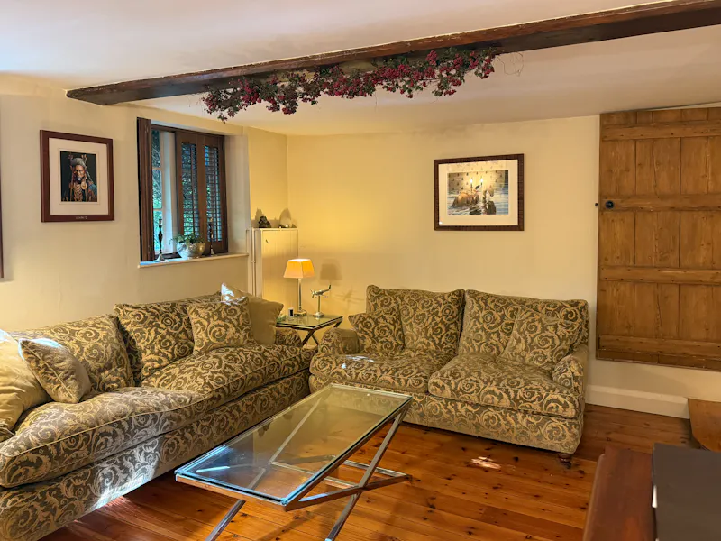 Living Room at Vaccant Chislehurst Cottage, C966 (photo 26)