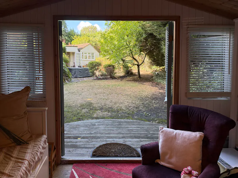 Vaccant Chislehurst Cottage, C966 (photo 53)