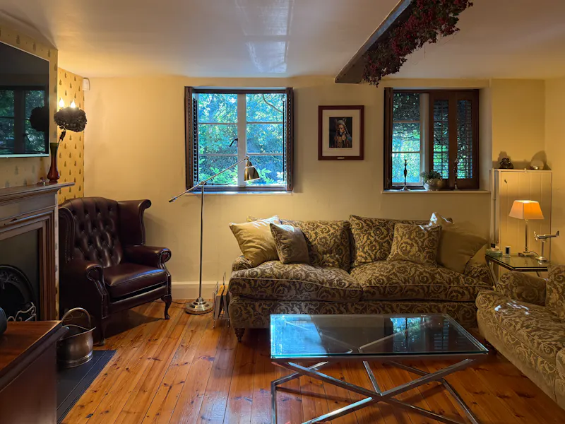 Vaccant Chislehurst Cottage, C966 (photo 27)