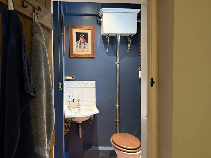 Bathroom at Vaccant Chislehurst Cottage, C966 (photo 48)