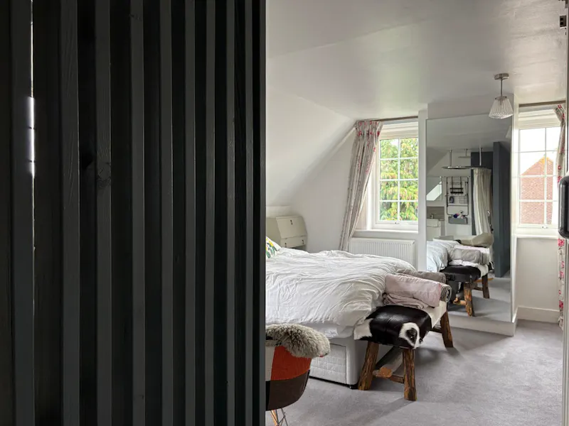Walton-on-Thames Family Home, D2910 (photo 19)