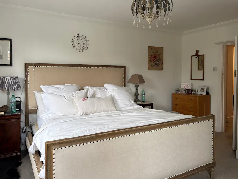 Bedroom at Walton-on-Thames Family Home, D2910 (photo 20)