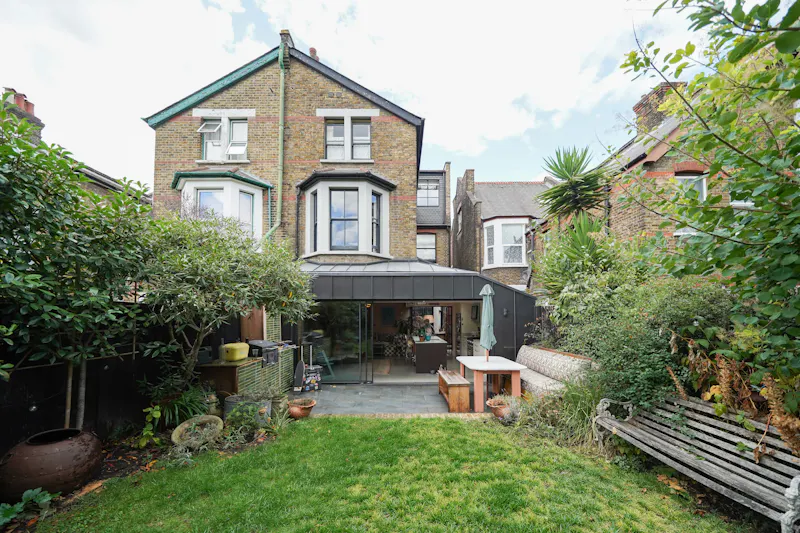 Garden at Bespoke Designed Harlesden Home, E559 (photo 37)