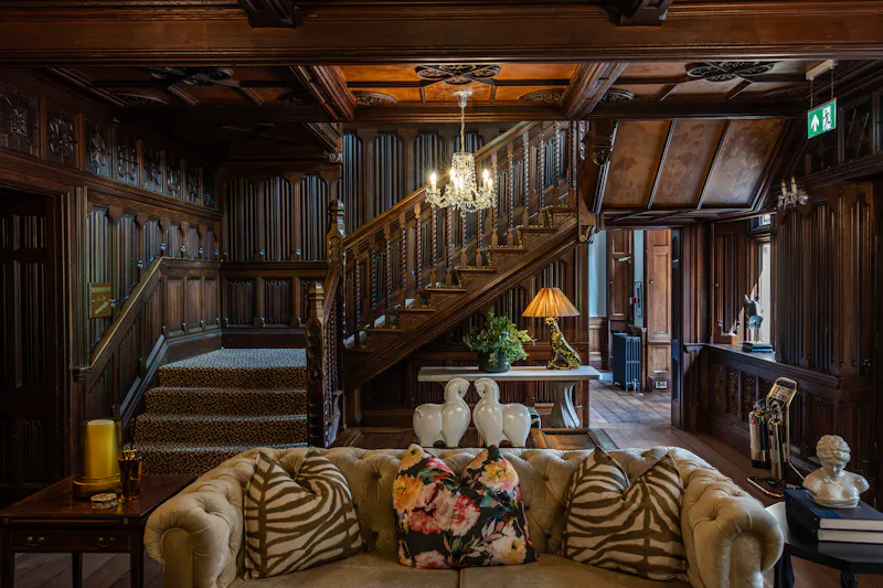 Staircase at St Briavels Country House, M375 (photo 43)