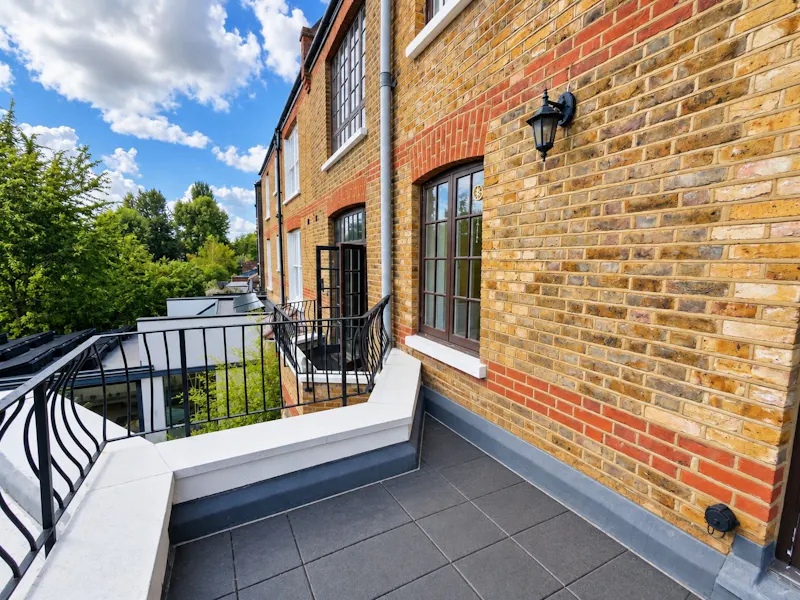Roof terrace at Vacant West Hampstead Flat, B2167 (photo 15)