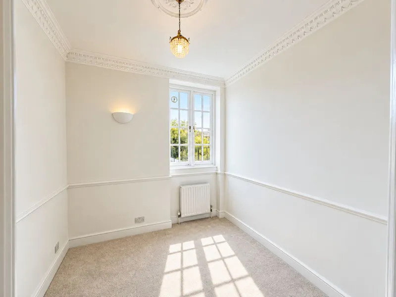 Bedroom at Vacant West Hampstead Flat, B2167 (photo 10)