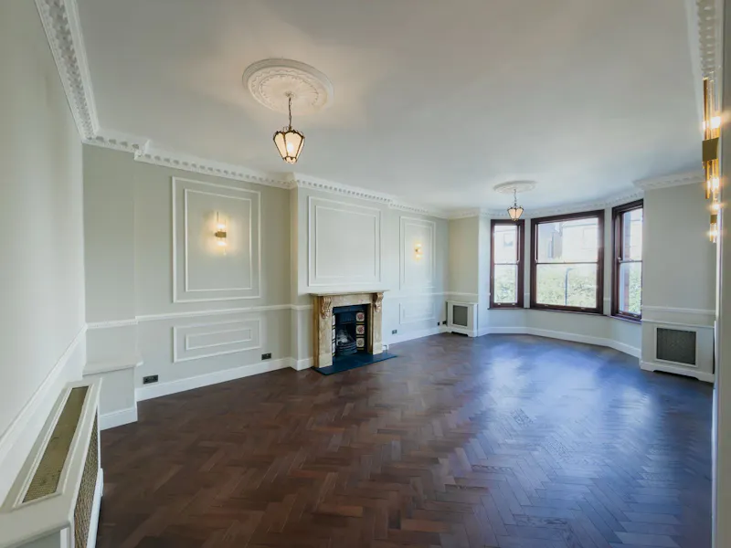 Fireplace at Vacant West Hampstead Flat, B2167 (photo 2)
