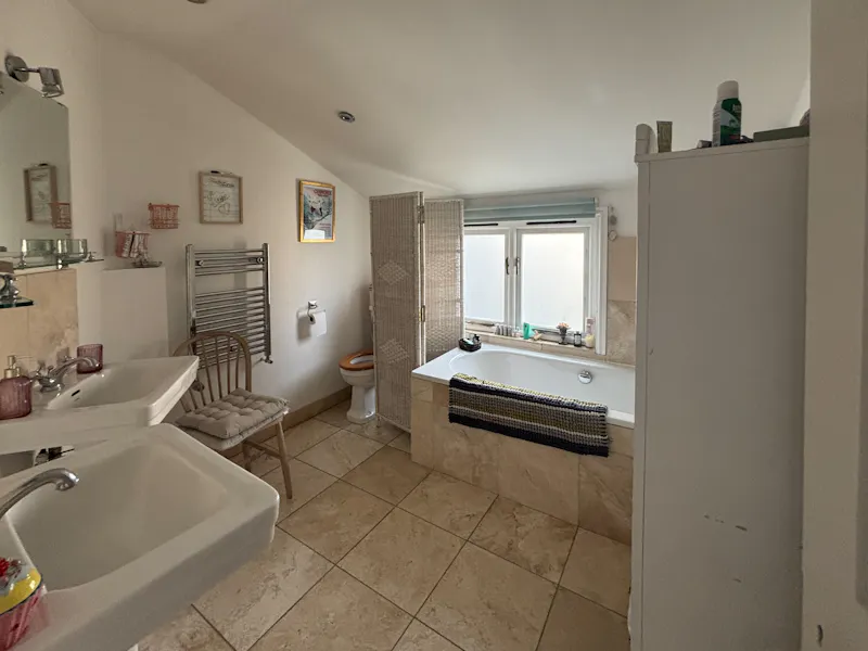 Bath at Acton Family Terrace House, E429 (photo 31)
