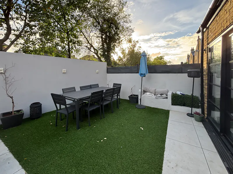 Acton Family Terrace House, E429 (photo 48)