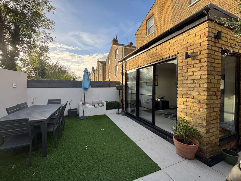 Garden at Acton Family Terrace House, E429 (photo 46)