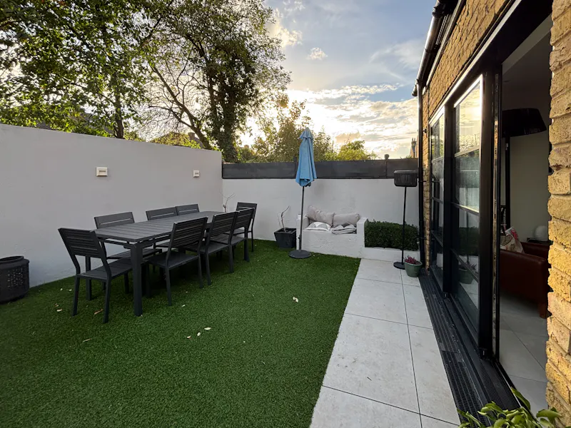 Acton Family Terrace House, E429 (photo 47)
