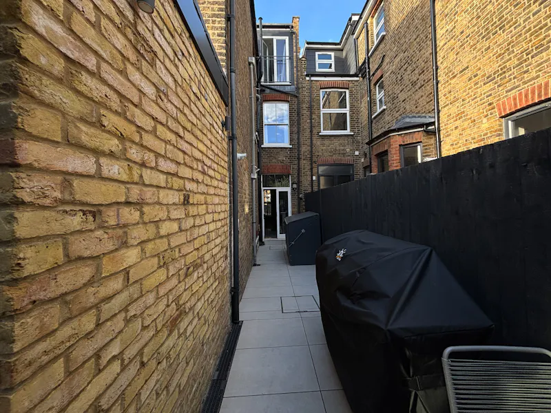 Acton Family Terrace House, E429 (photo 51)
