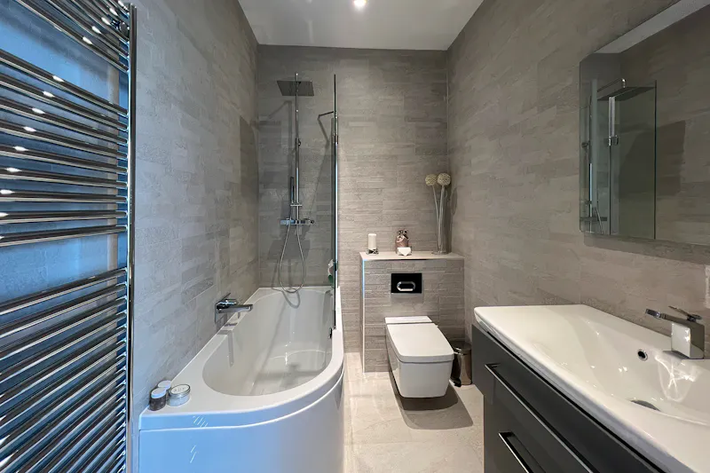 Bath at New England Uffington Home , D2911 (photo 23)