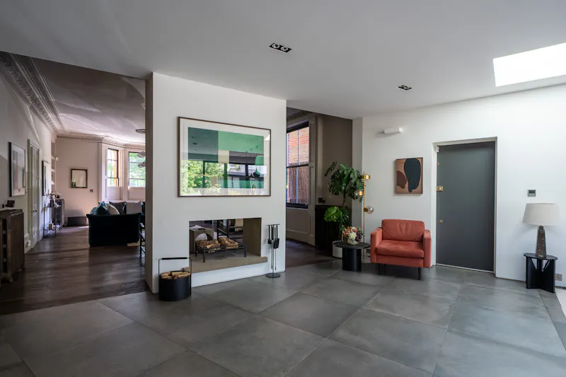 Fireplace at Refined Finsbury Park Home, B2168 (photo 9)