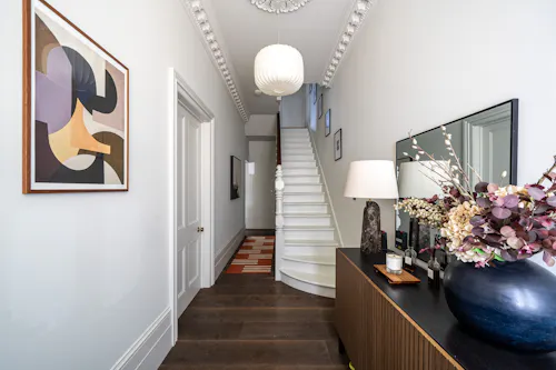 Refined Finsbury Park Home, B2168